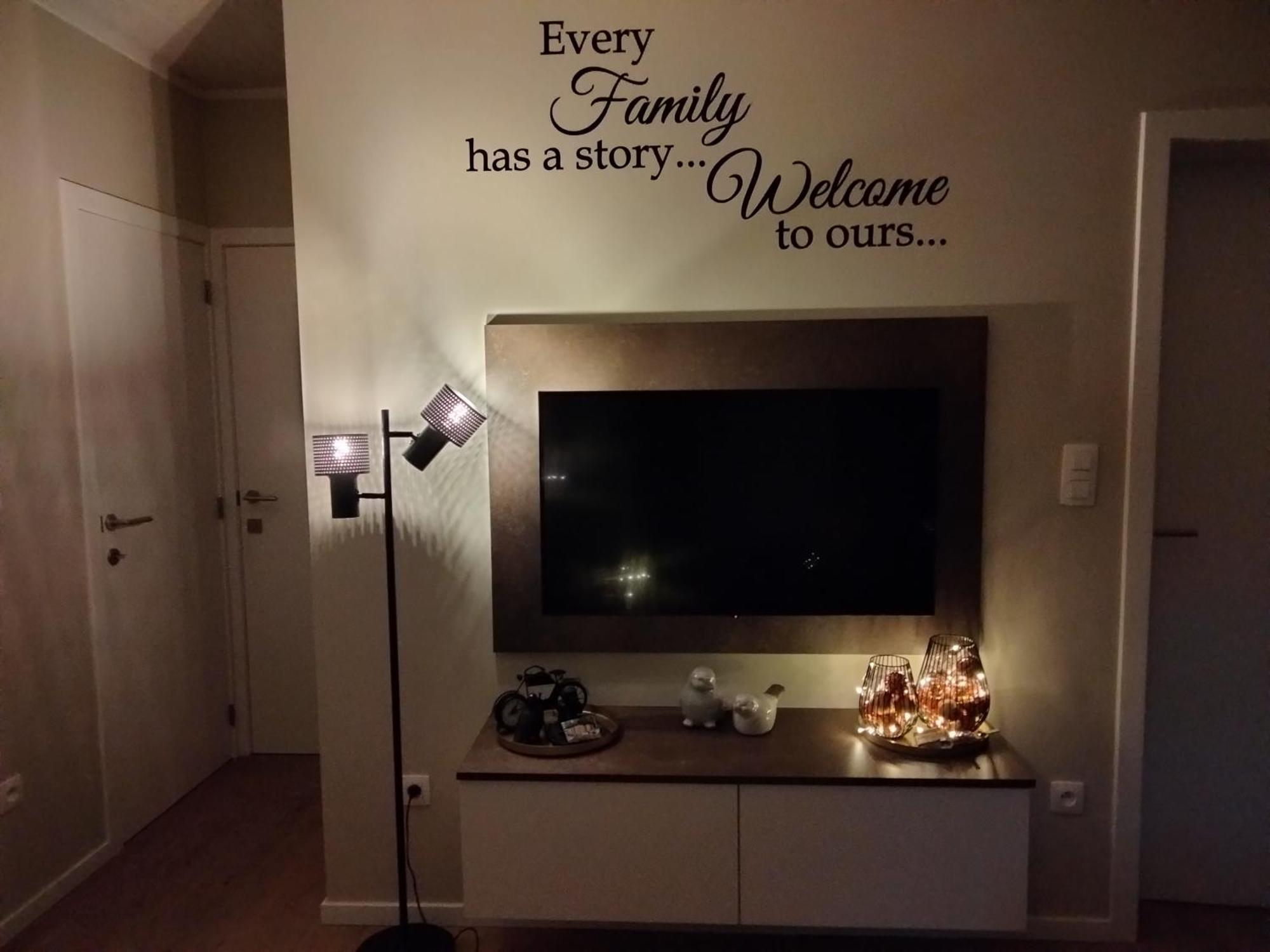 Theressa - Free Wifi En Netflix Zutendaal Extérieur photo